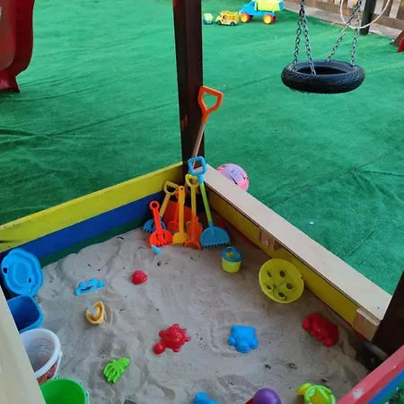 Seaside, Relaxing Family House With Playground! Lavrys 4 Marathos