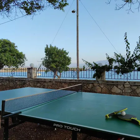 Seaside, Relaxing Family House With Playground! Lavrys 4 Marathi (Crete)